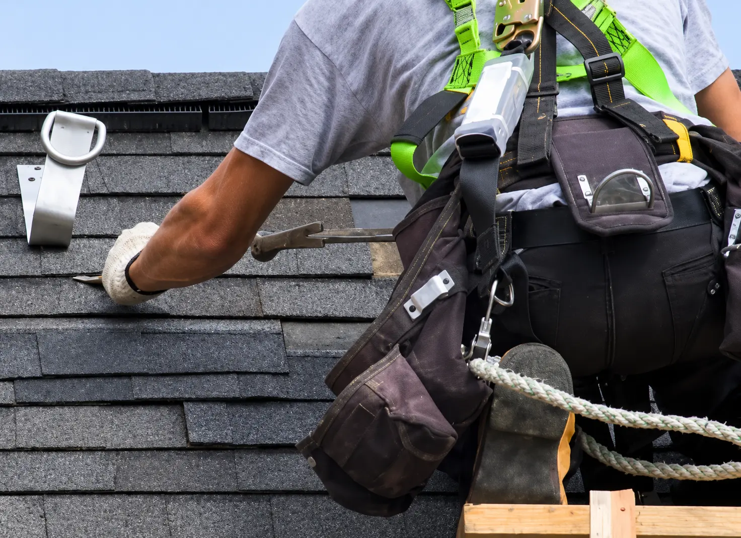 Roof repair- Bayside Roofing Pros